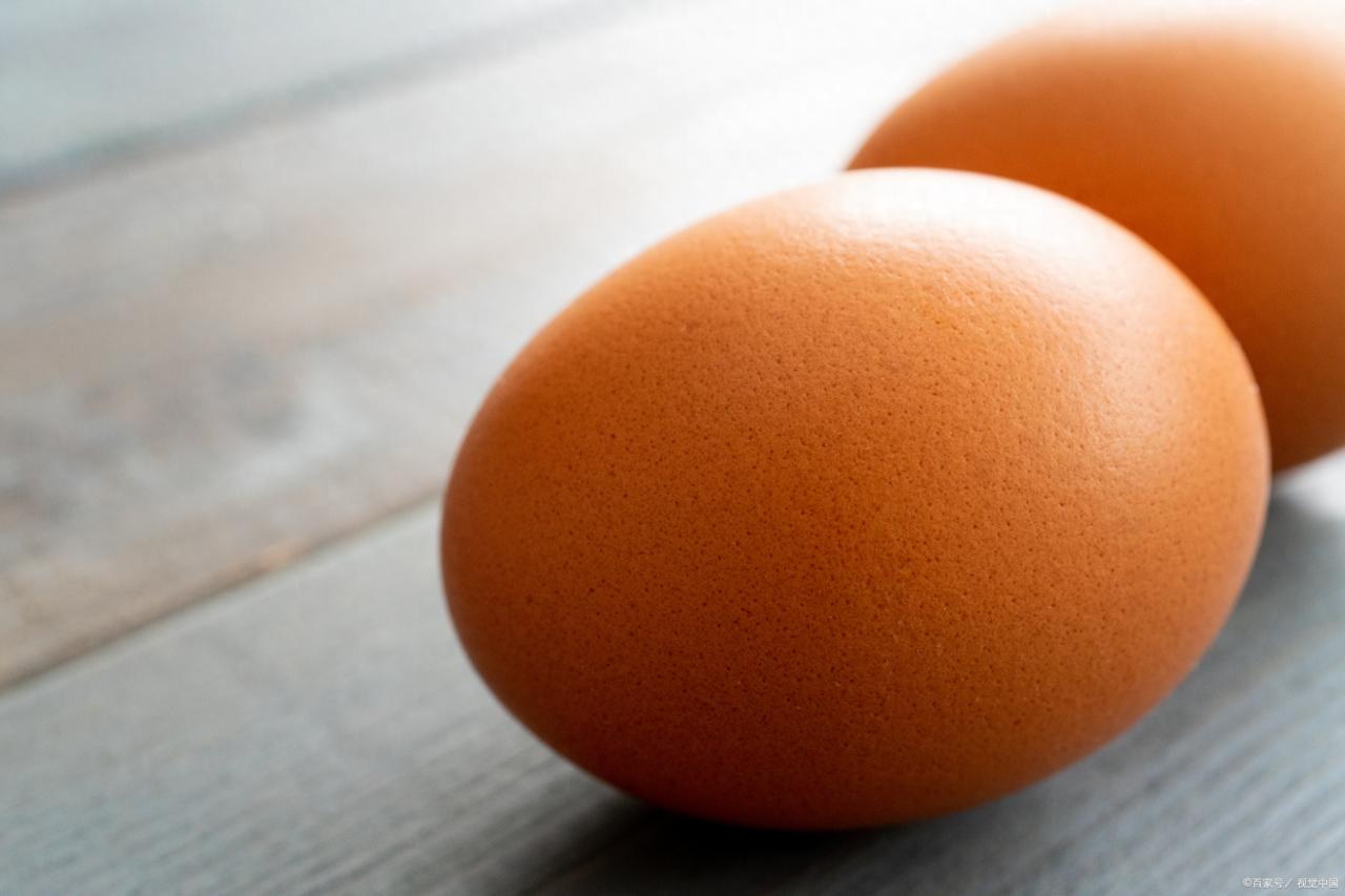 微波炉蒸鸡蛋的正确做法，口感嫩滑、色香味俱佳的鸡蛋羹制作方法-东方美食